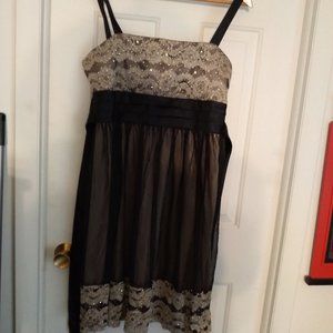 R&M Richards Black and Gold Mini Dress 16P